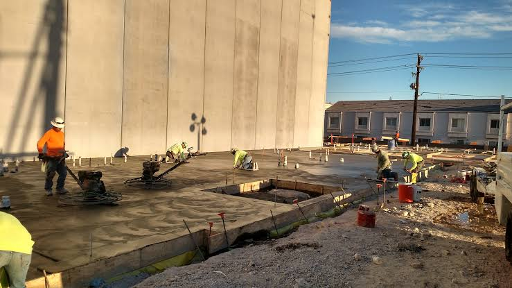 Commercial Roof Construction: Building a Strong Foundation for Long-Term Performance